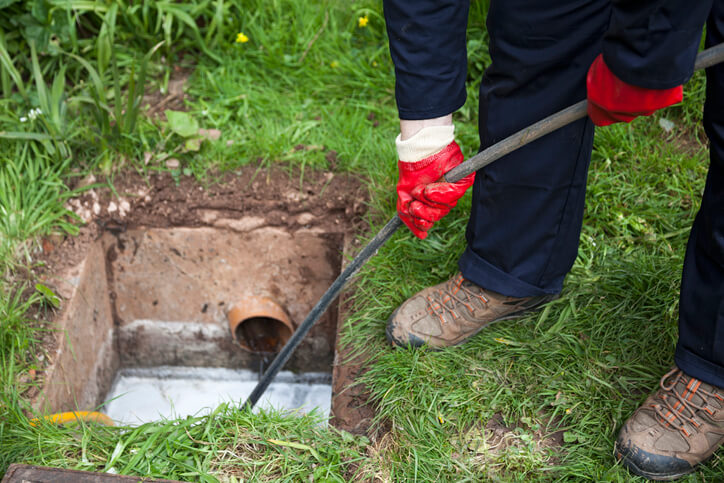 How Daily Water Usage Affects Your Septic Tank